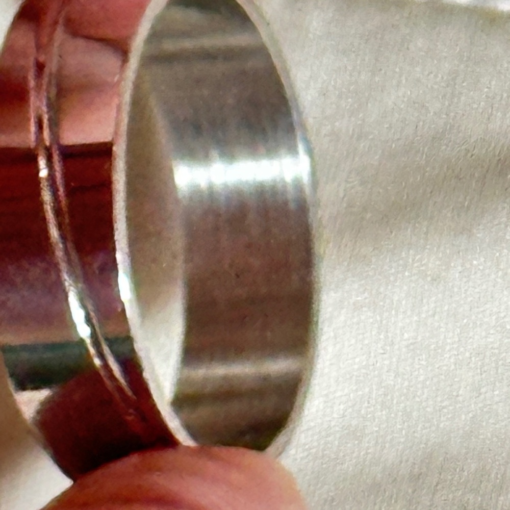 Stainless steel band, Polished, diagonal line goes all the way around. NWOT - Picture 8 of 11